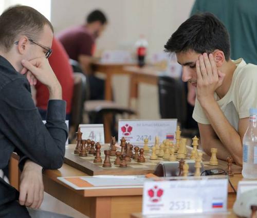 311 шахматистов из 14 стран принимают участие в третьем турнире Yerevan Open